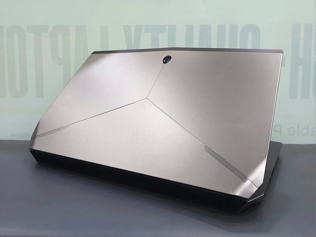 DELL ALIENWARE 17 R3